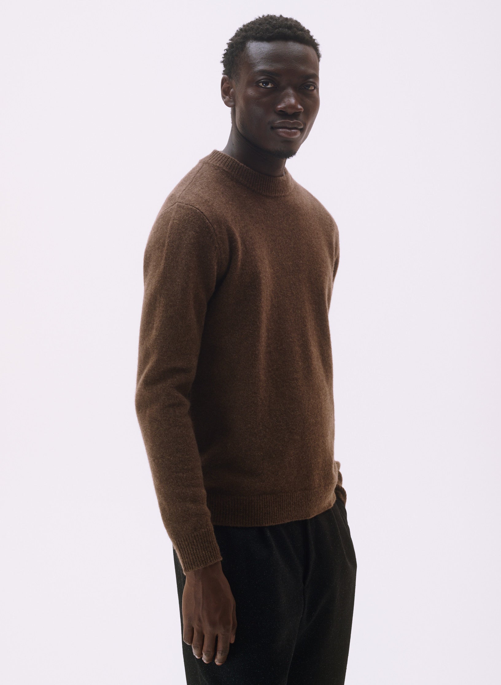 pull ras du cou laine marron homme femme unisexe