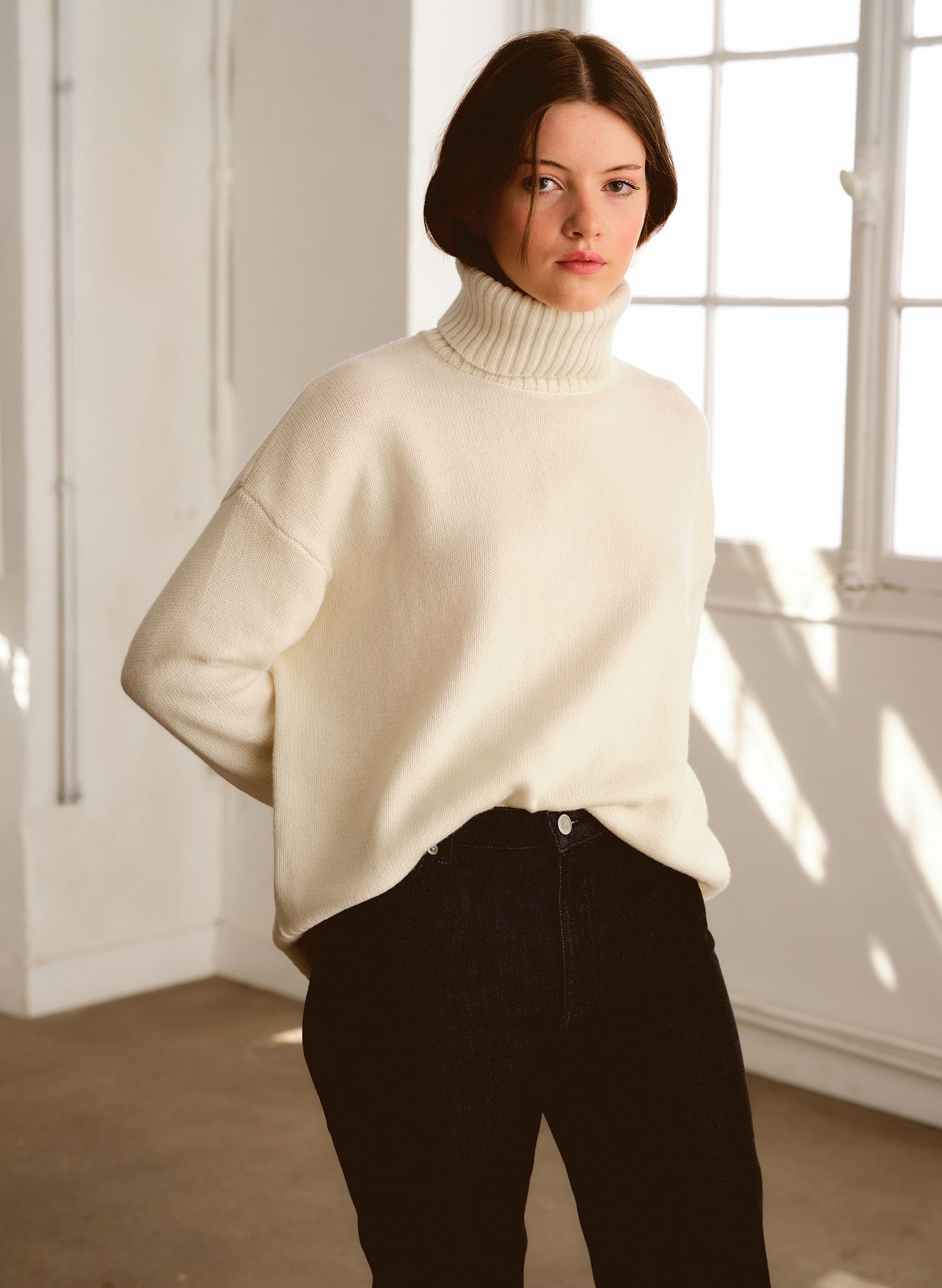 pull oversized col roule ecru laine ecoreponsable ecru