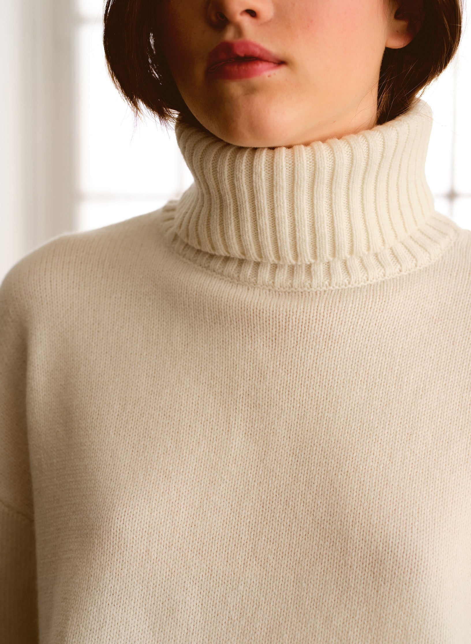 pull oversized col roule ecru laine ecoreponsable ecru