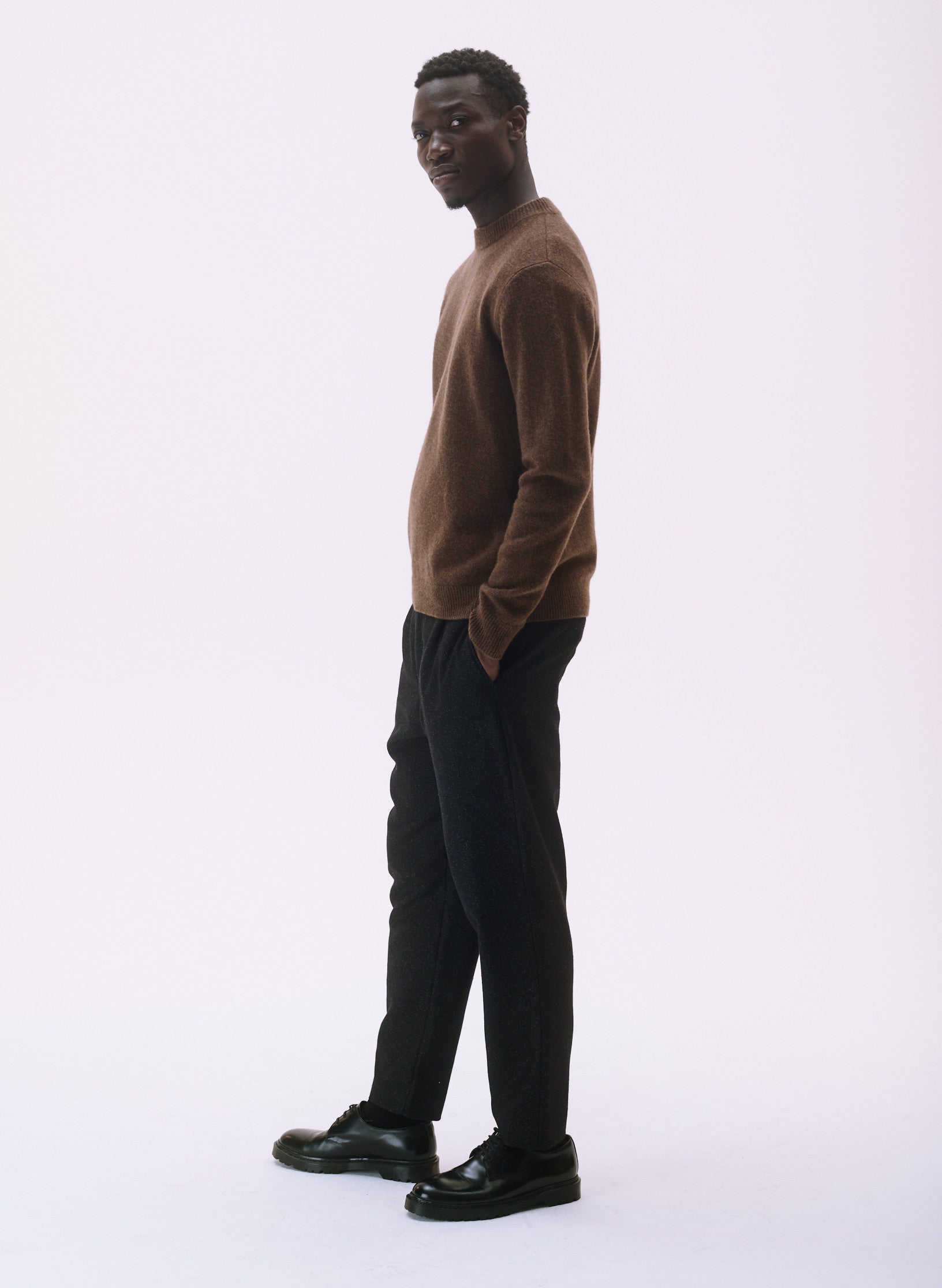 pull ras du cou laine marron homme femme unisexe